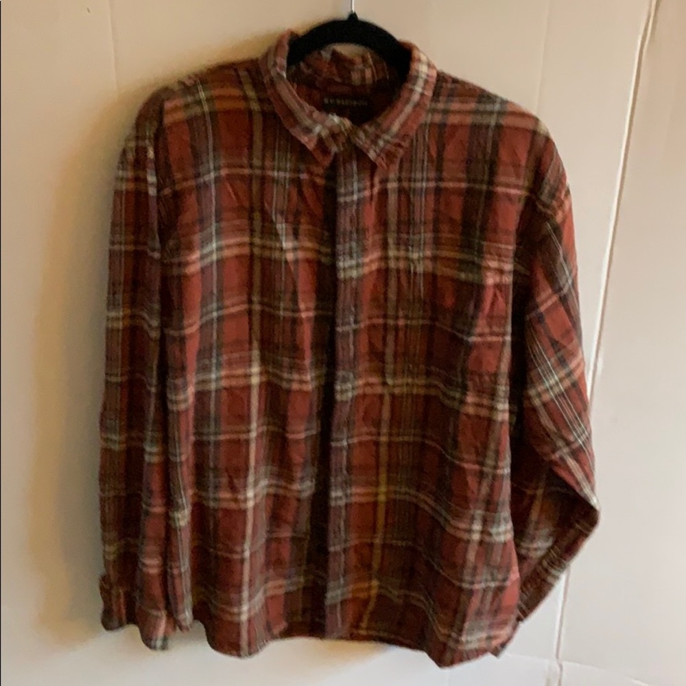 GH BASS & CO MENS RUST PLAID LONG SLEEVE SHIRT